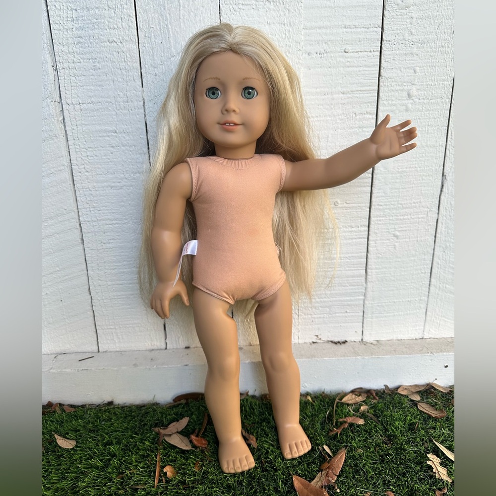 Caroline Abbott American Girl Doll